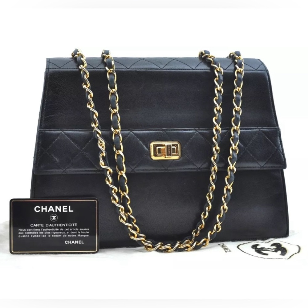 Auth Chanel Lambskin Trapezoid Flap Leather Bag